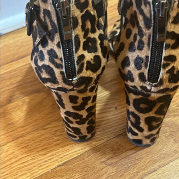 Leopard print sandals - Picture 2 of 4